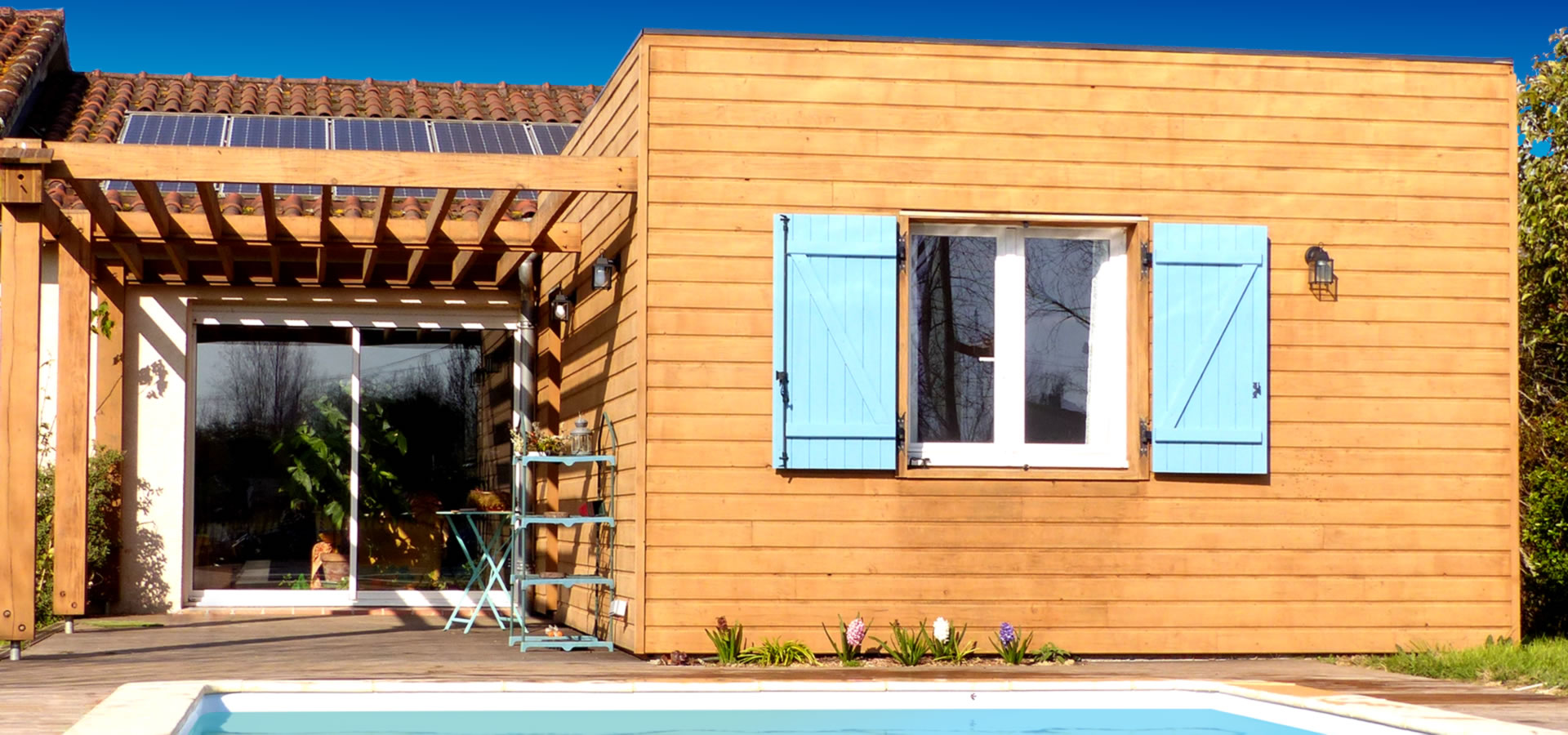 Aménagements bois extérieurs : terrasses bois, pergolas bois, abris bois