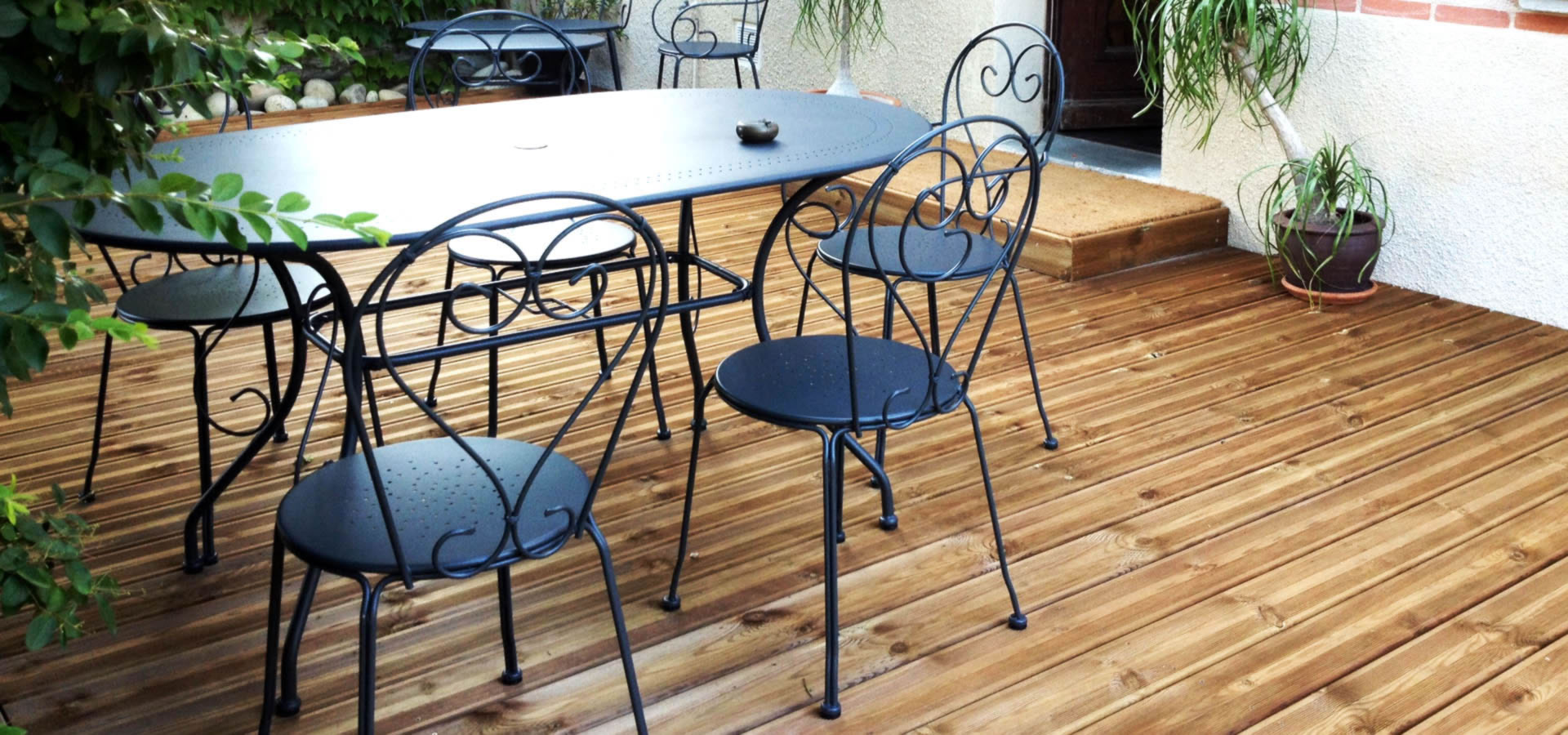 Tous services bois : conception, fabrication, pose, réparation, assistance, conseil