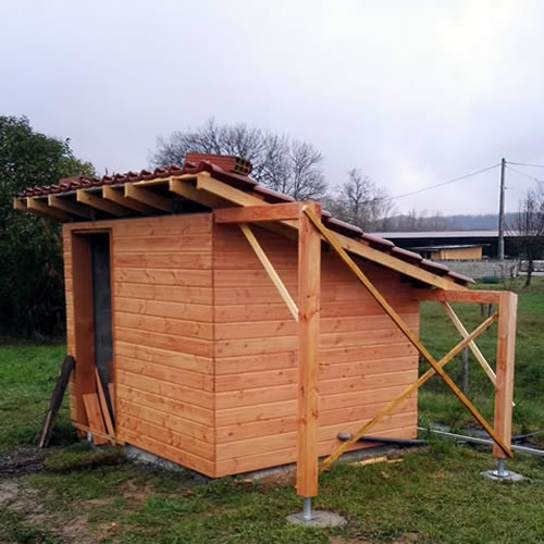 Abris pool-house en bois Montans